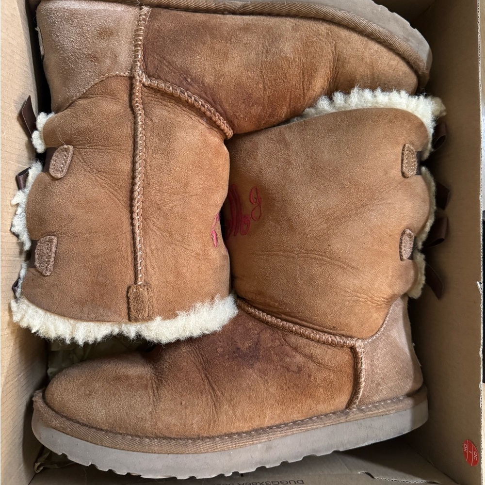 UGG Bailey Bow Boots in Chestnut monogrammed